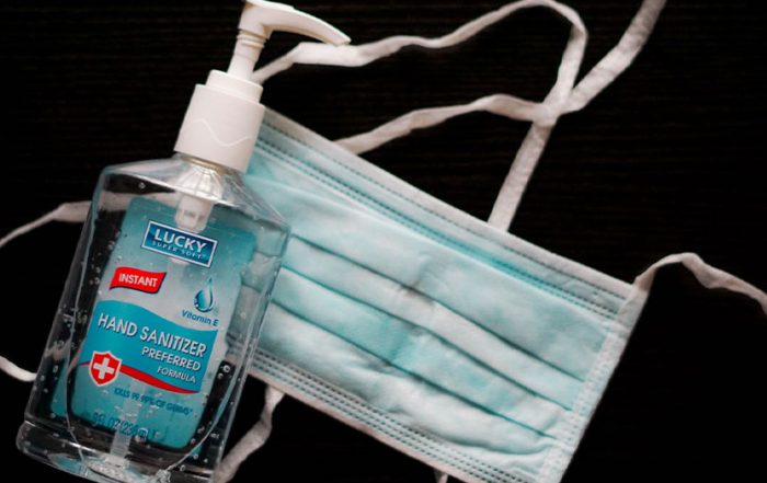 Bild Maske und Desinfektionsmittel